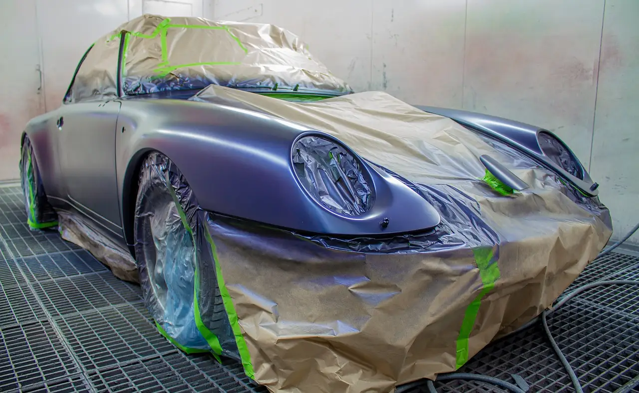 Does car wax protect paint?