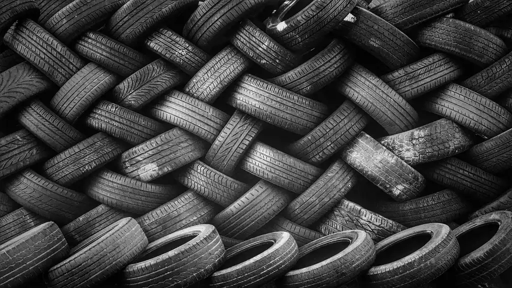 Can tire dressing damage tires or cause sling?